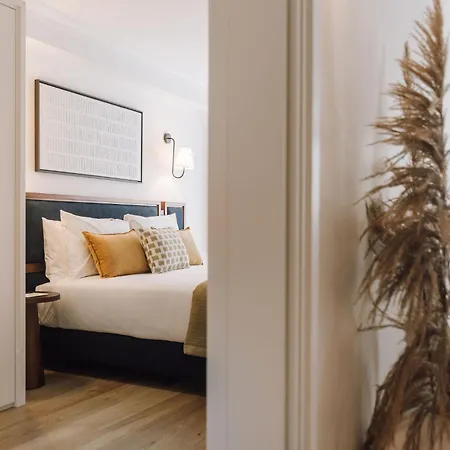 Ando Living - Abrantes 50 House アパート *