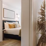 Ando Living - Abrantes 50 House Apartahotel 4*